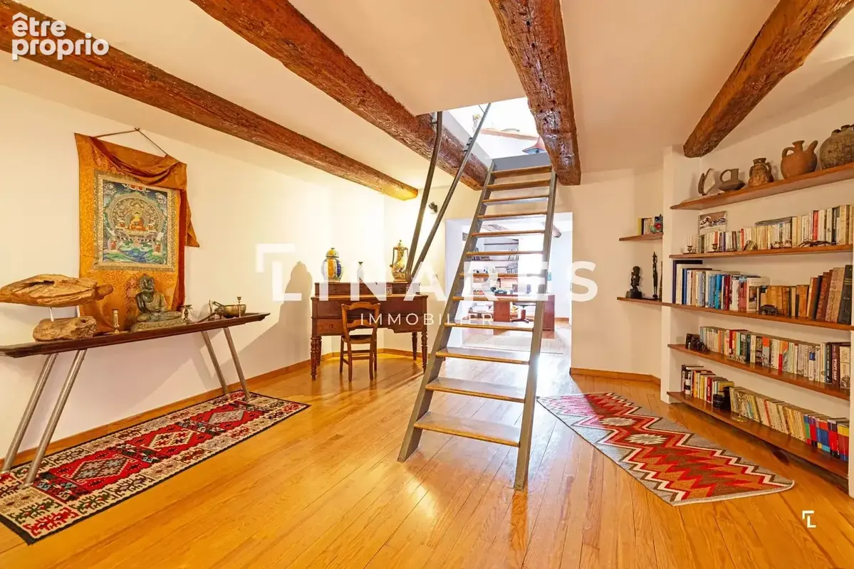 BUSSOLA  - Appartement duplex T5 de 200m² - Terrasse 15m² - Cave - 13002 Sadi-Carnot - photo 10