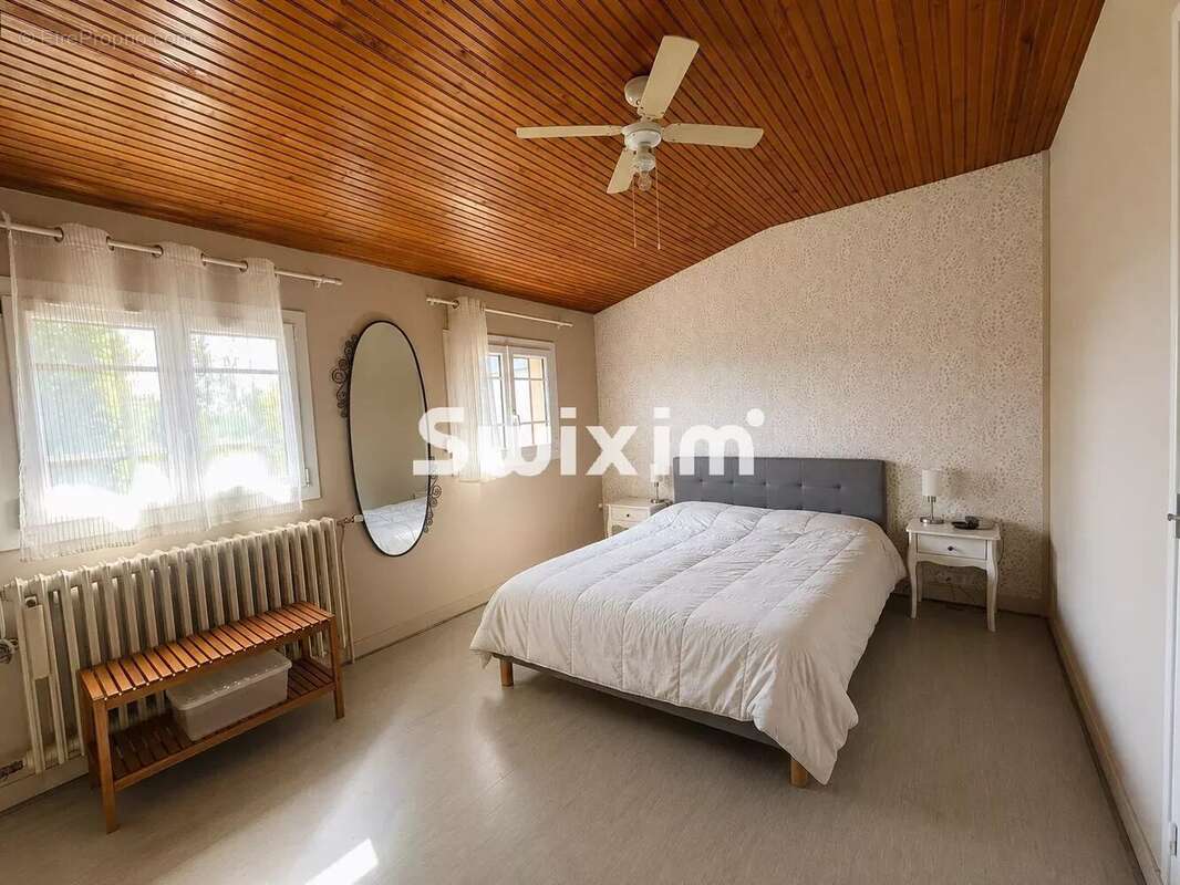 Maison 147 m² à Bletterans  - photo 6
