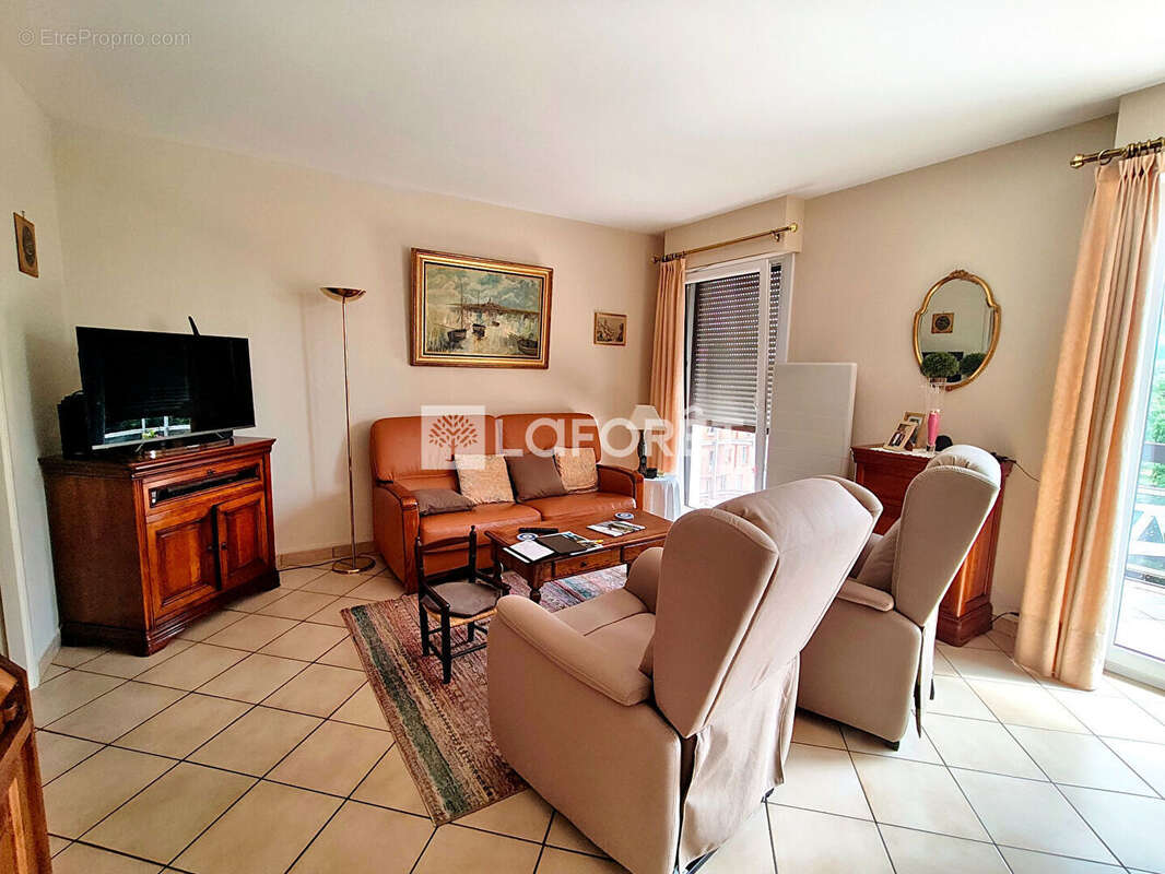 Appartement Halluin 3 pièce(s) 63 m2 - photo 2