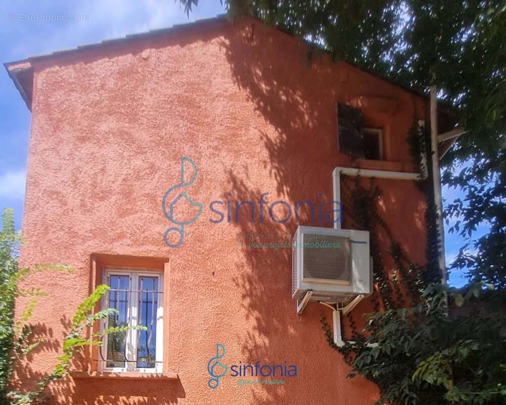 Maison à SERNHAC