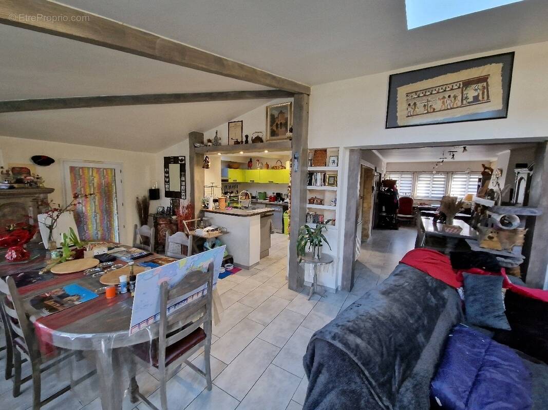 Maison à LA FRANCHEVILLE