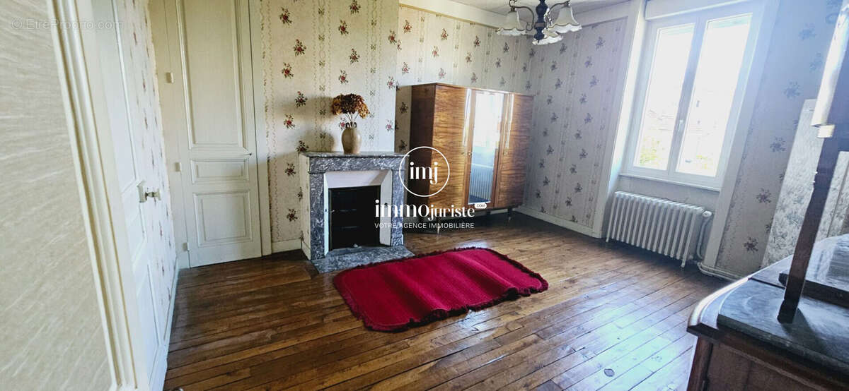 Maison 174 m² à Limoges  - photo 7