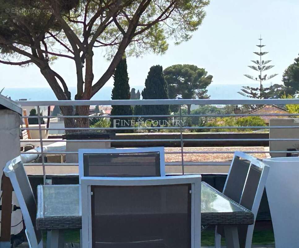 Appartement à CANNES