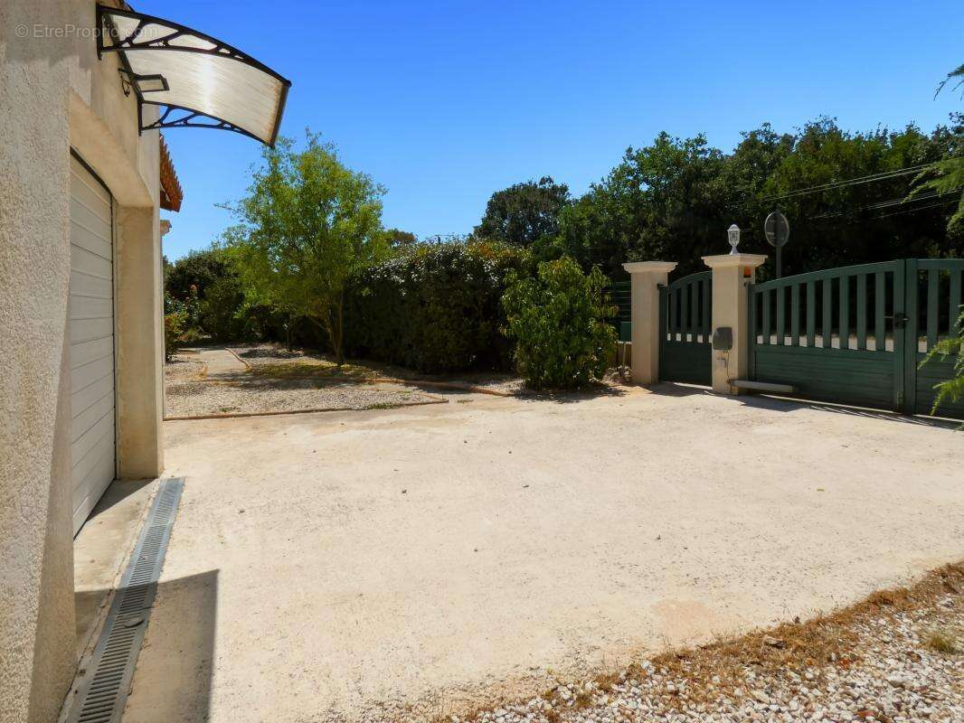 Le charme à la campagne, Maison plain pied 133 m2, Terrain 1551m2, piscine - photo 12