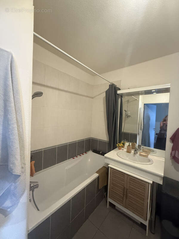 Appartement à MARSEILLE-2E