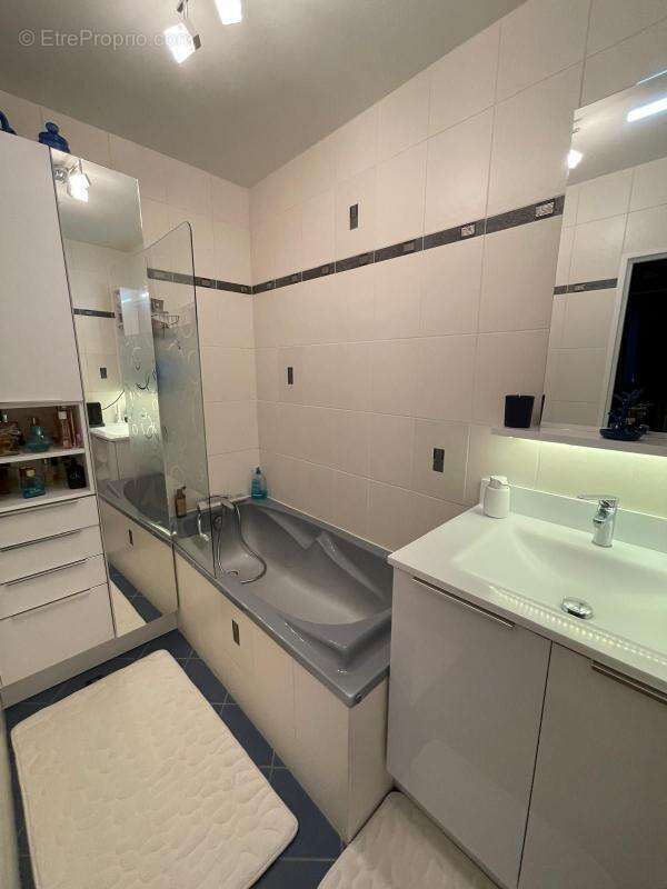 Appartement à BALLAINVILLIERS