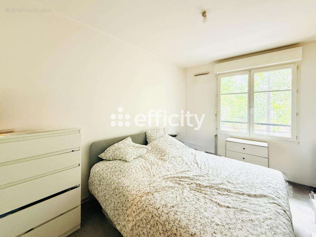 Appartement à MONTROUGE