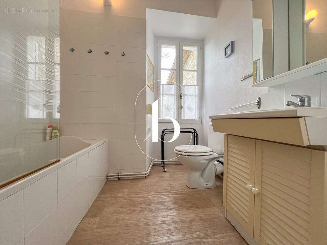 Maison à GOUDARGUES