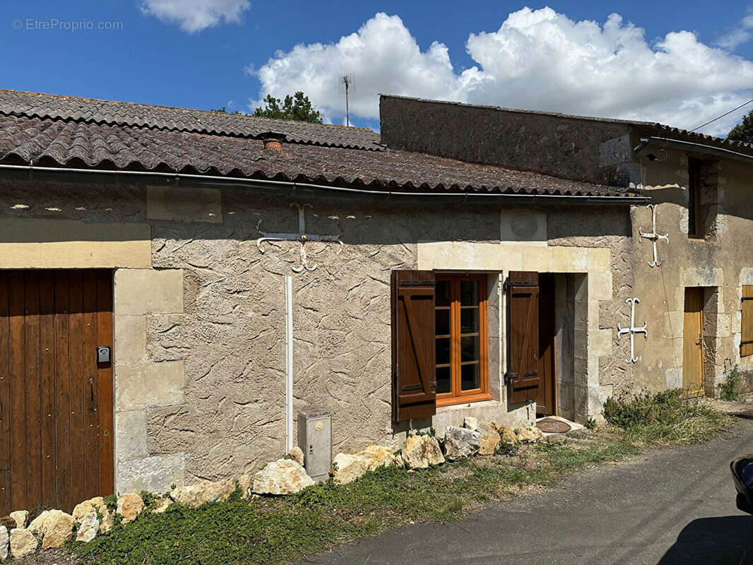 Maison à TERCE
