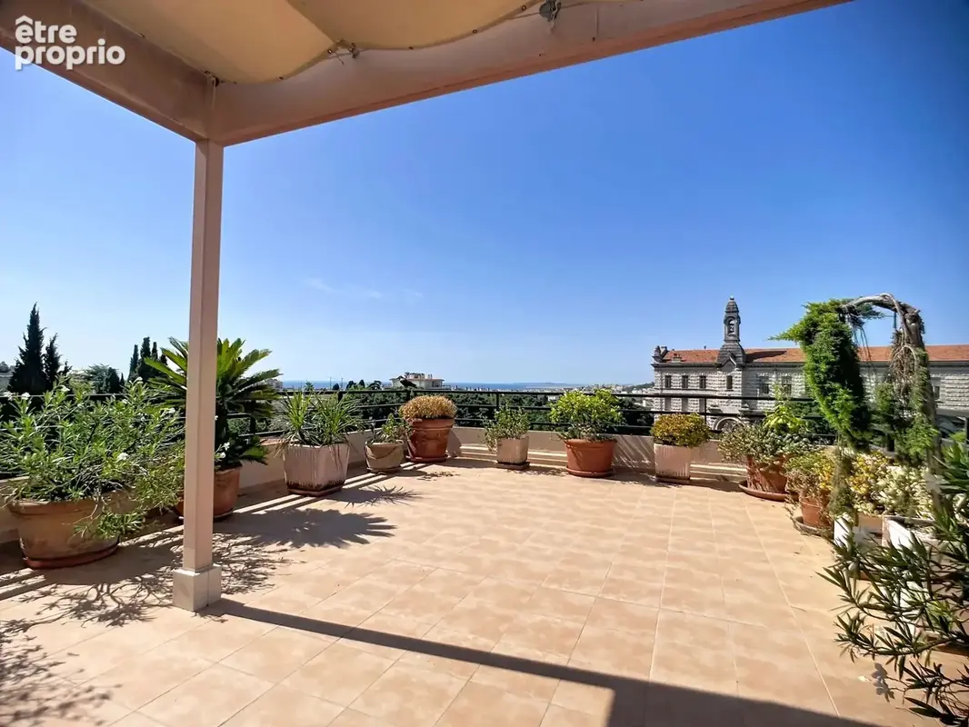 Appartement 3 pièces dernier étage – Vue panoramique ville et mer - photo 4