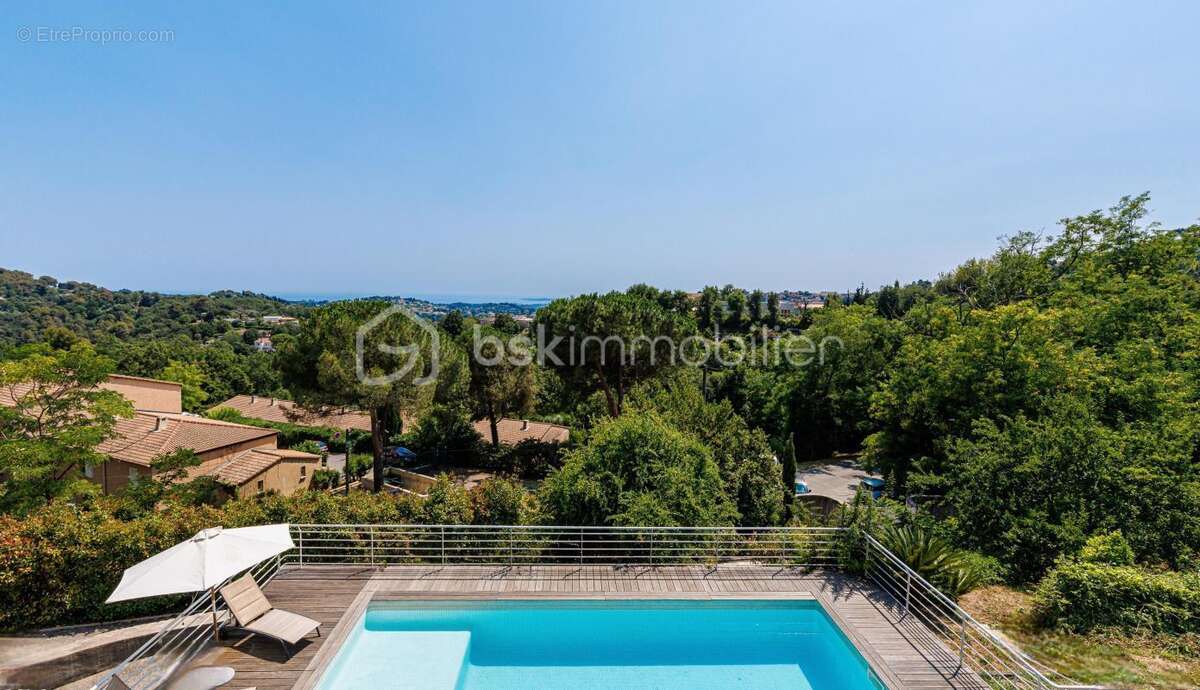 Maison à VENCE