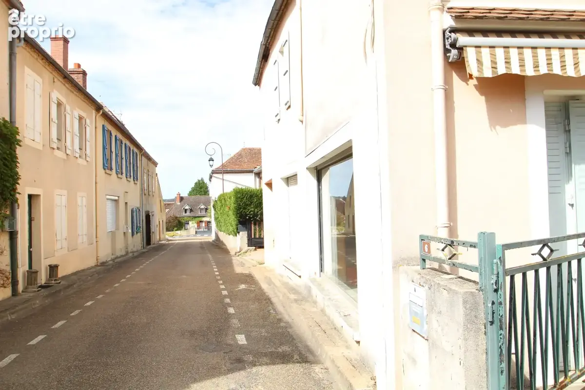 Maison de village avec Appartement, Garage et terrain. - photo 14