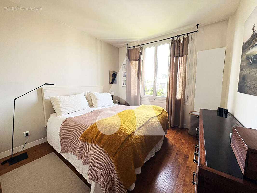 Appartement à PARIS-12E