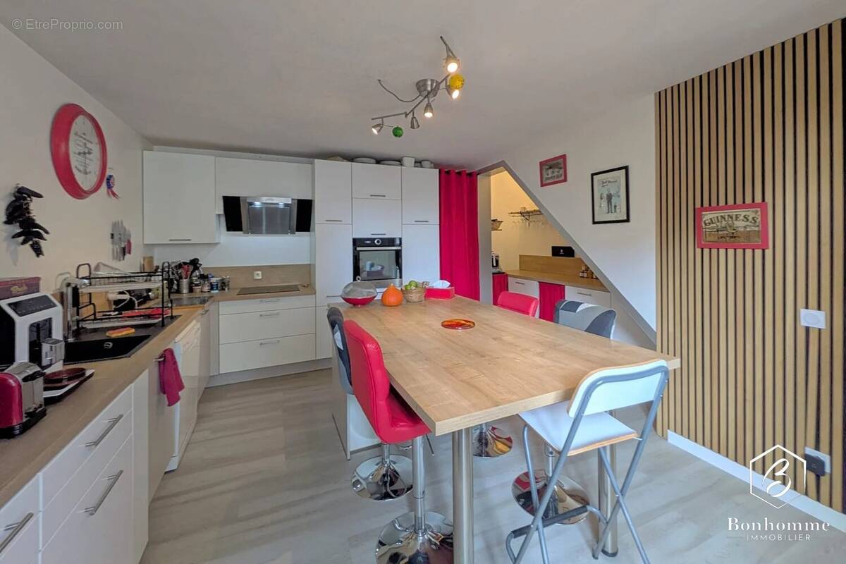 Maison à LESTIAC-SUR-GARONNE