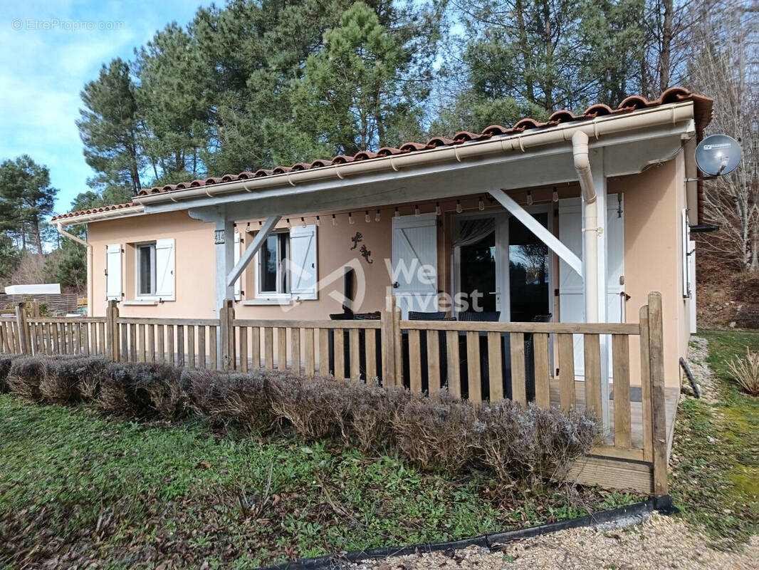 Maison à BROSSAC