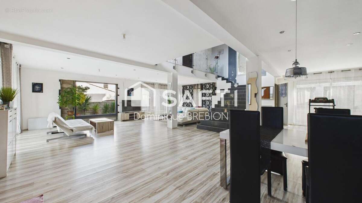 Photo 2 - Maison à BEZIERS