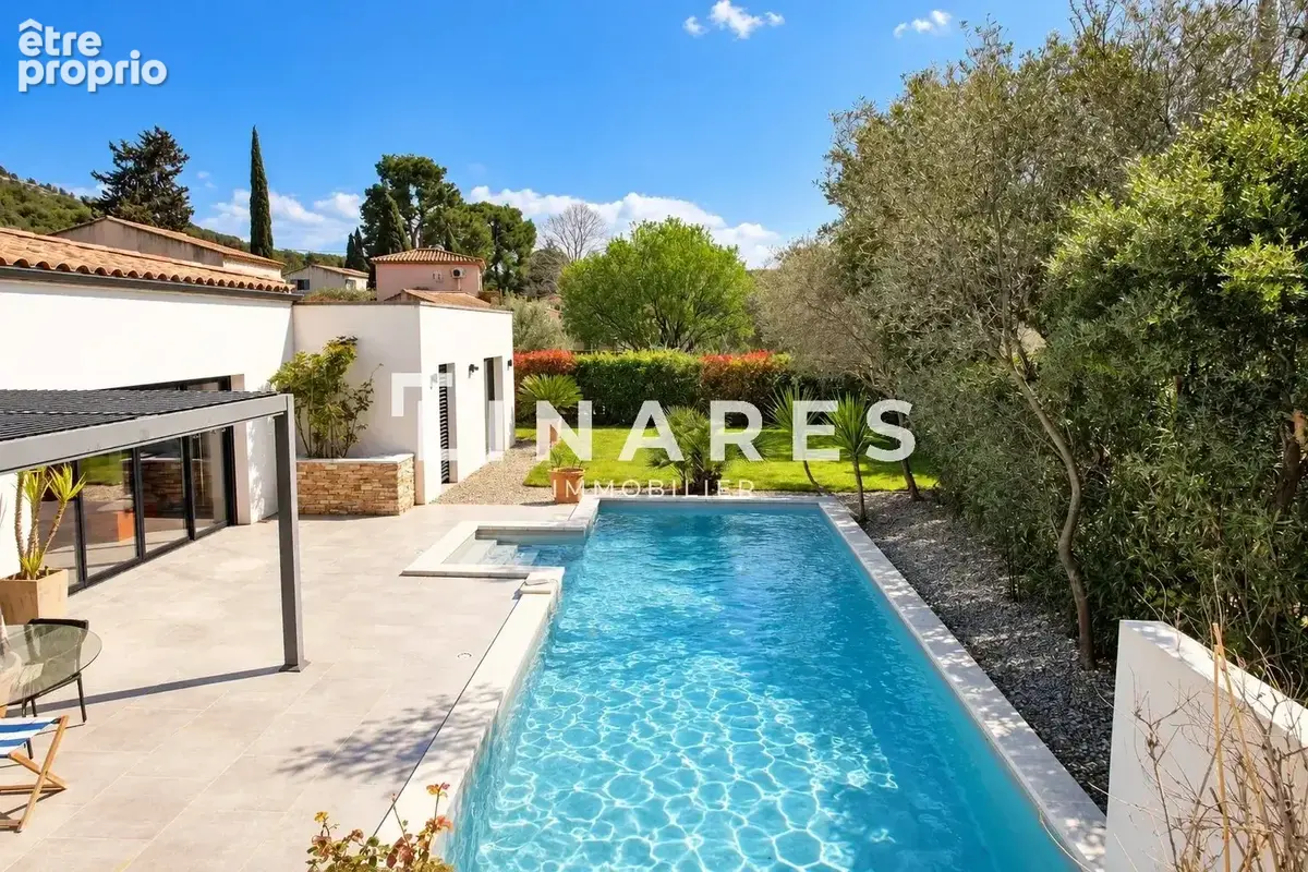 SÉRÉNITÉ - Villa T5 de 153m2 - Piscine - Garage de 34m2 - Terrain de 1000m2 - 13011 LES CAMOINS - photo 13