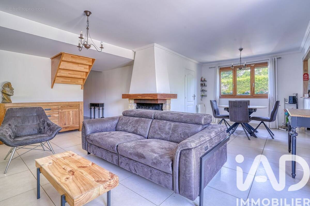 Photo 1 - Maison à SOISY-SUR-SEINE