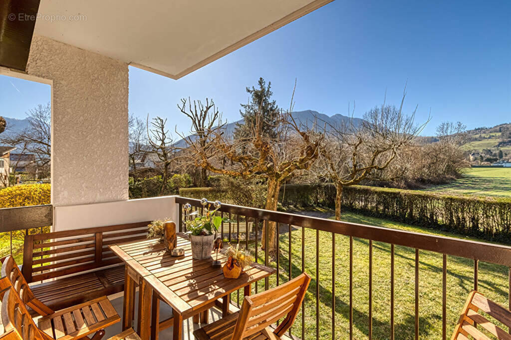 Appartement à SAINT-JORIOZ