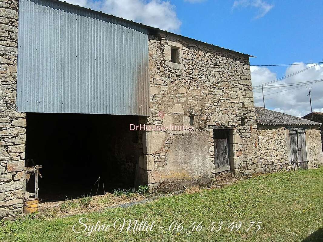 Autre à SAINT-HILAIRE-DE-CLISSON