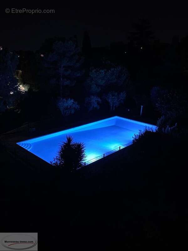 Appartement à VILLENEUVE-LOUBET