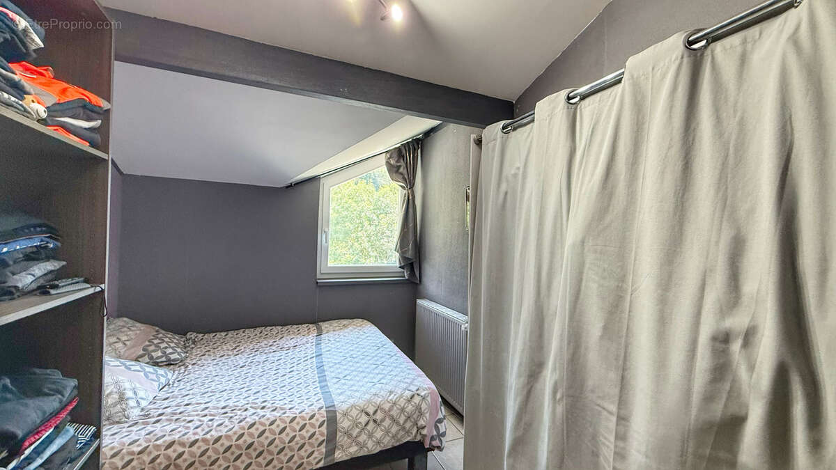Appartement à APPRIEU