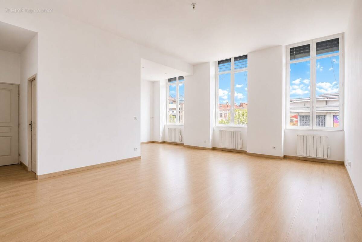 Appartement à LYON-4E