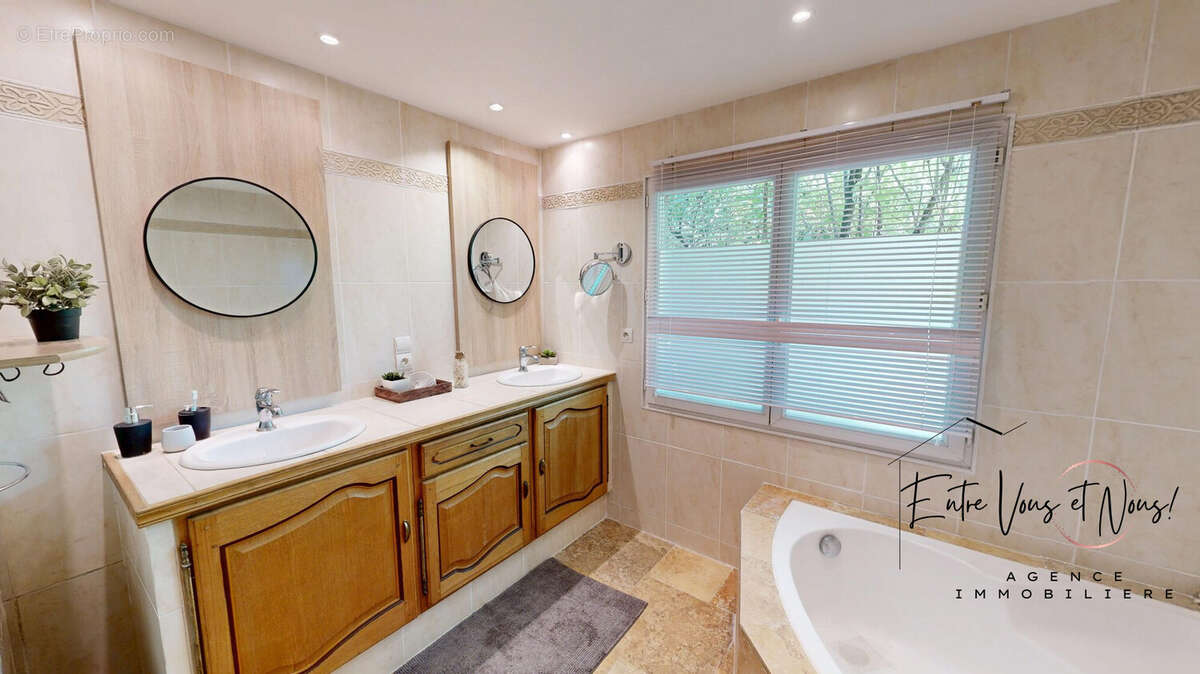 Maison 173 m² à Langon  - photo 8