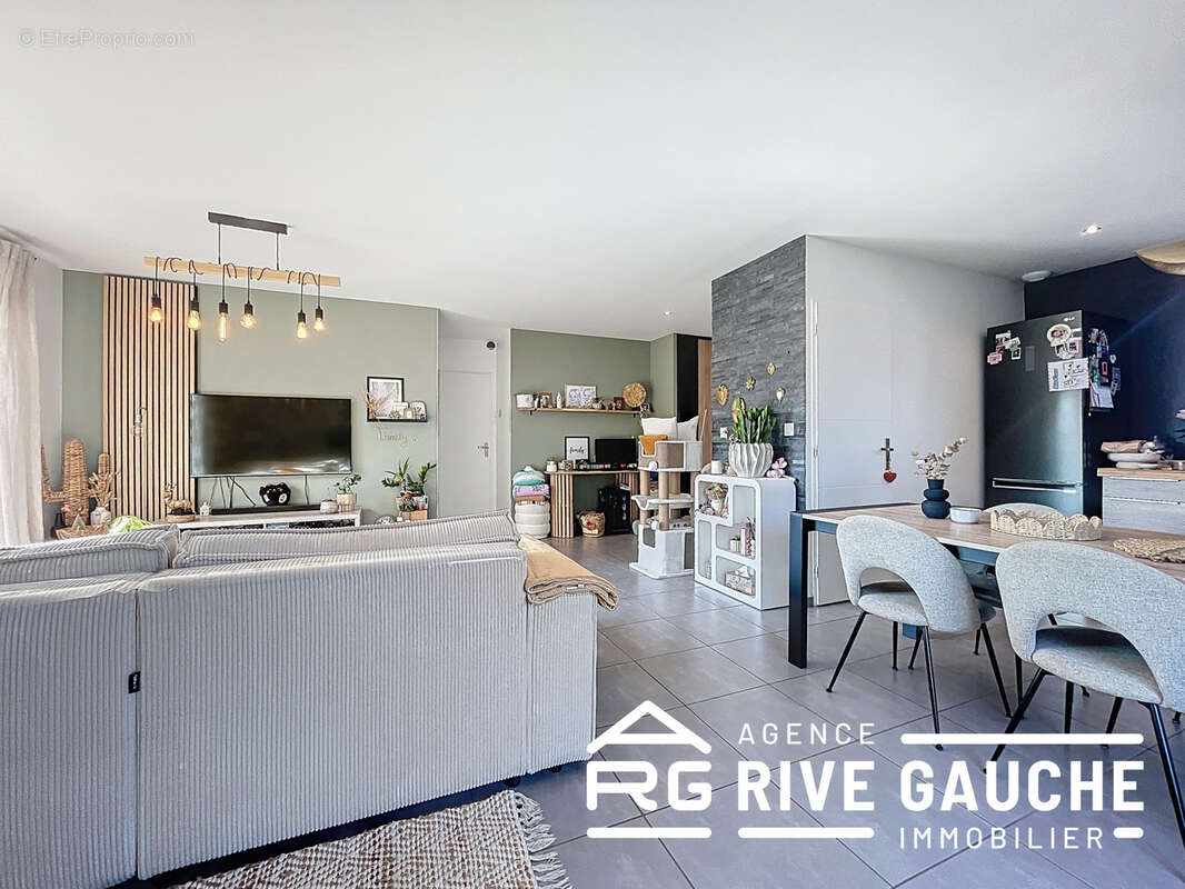 Maison à SAINT-MAURICE-L'EXIL