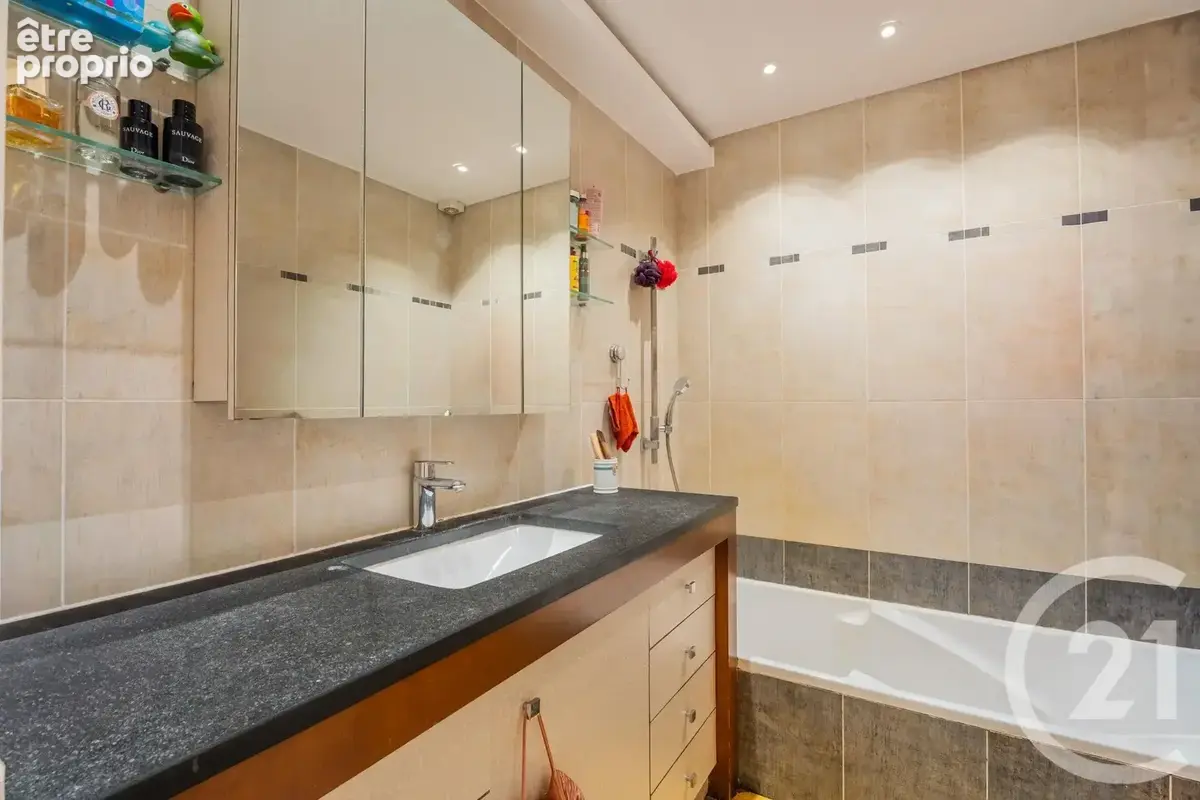 Appartement 4 pièces 109 m² à vendre à Nice (06000) - photo 13