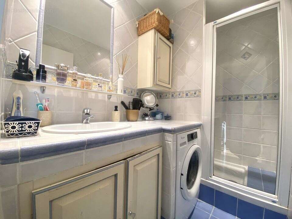 T4 + BALCON + CAVE / LES OLIVES 13013 - Appartement à MARSEILLE-13E