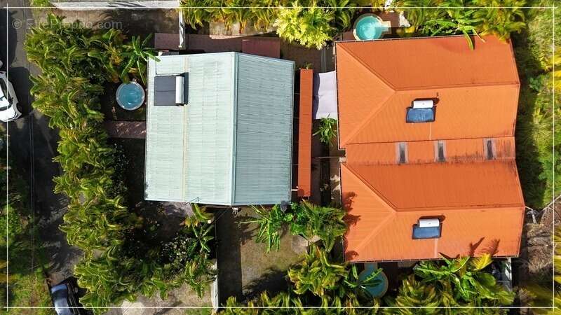 Maison à LES TROIS-ILETS