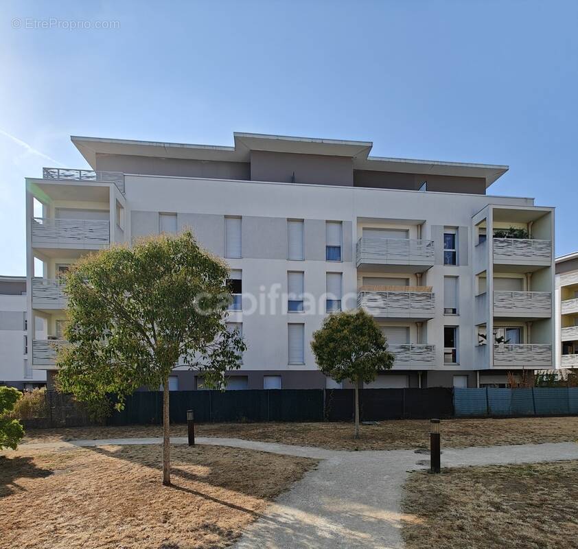 Appartement à MONTLHERY