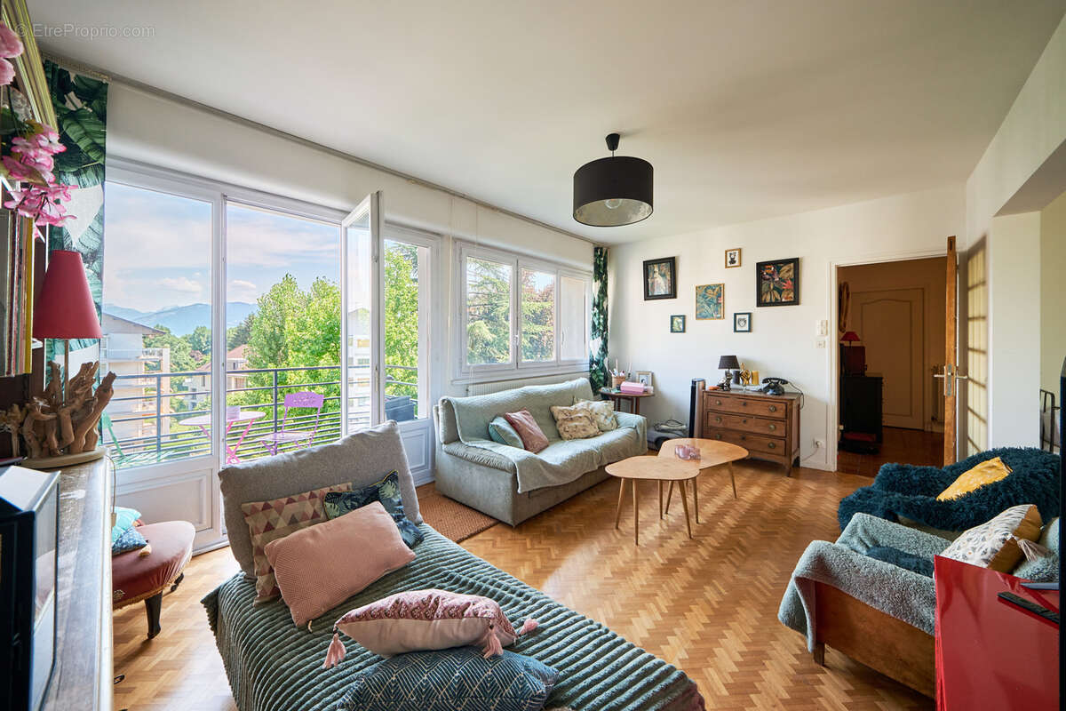 Appartement à ANNECY-LE-VIEUX