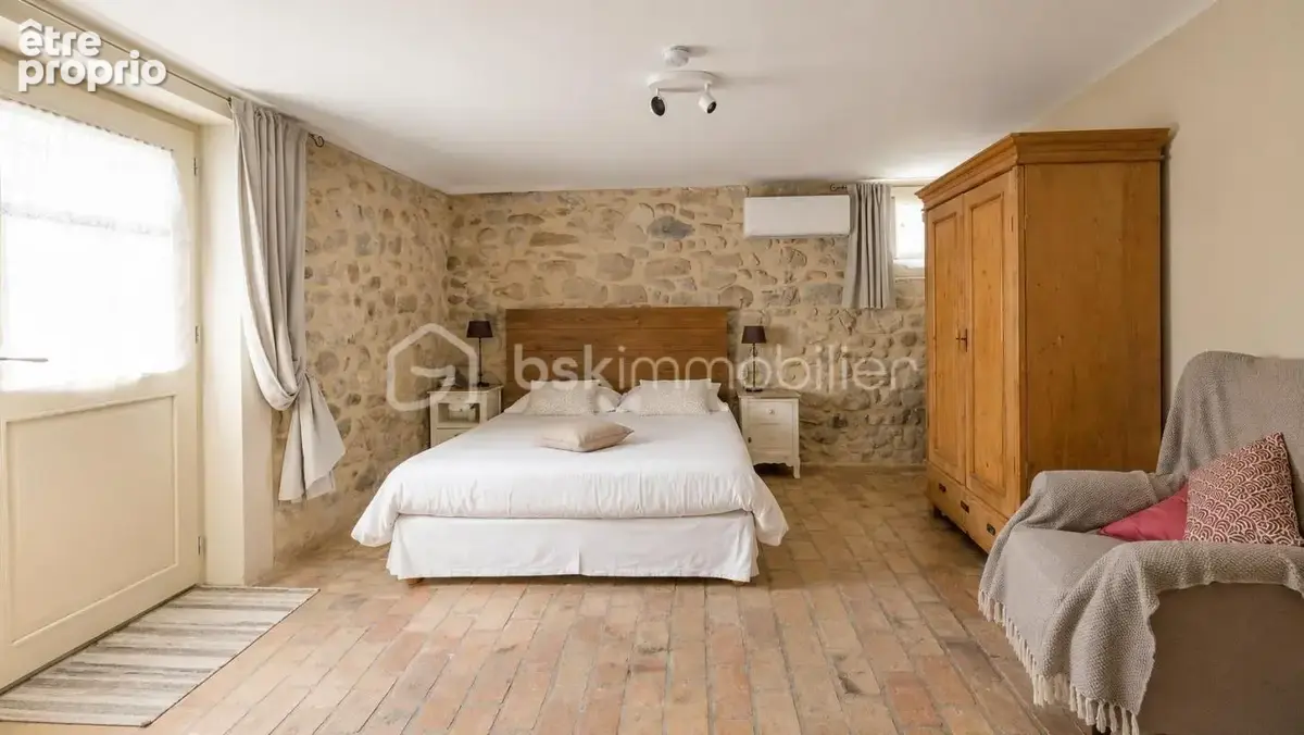 Mas xviiiᵉ en pierre • 340 m² • 8 chambres • piscine chauffée • drôme provençale - photo 20