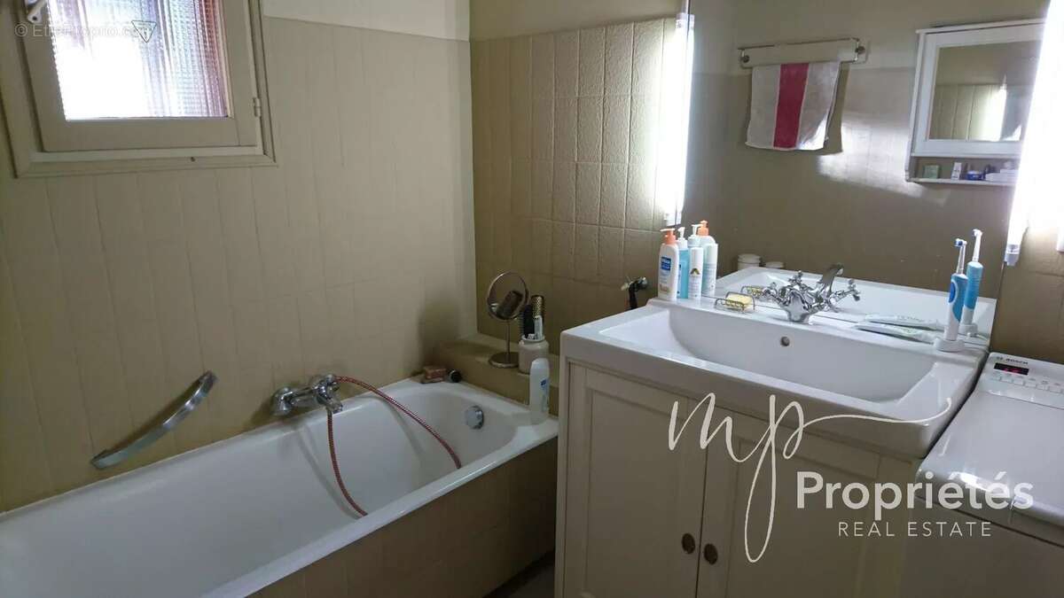 Maison à RAYOL-CANADEL-SUR-MER