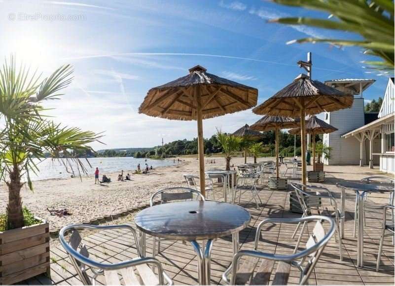 INVESTISSEMENT LOCATIF  CHAMOUILLE  Résidence de tourisme Center Parcs Le Lac d'Ailette - 6% de rentabilité - photo 8