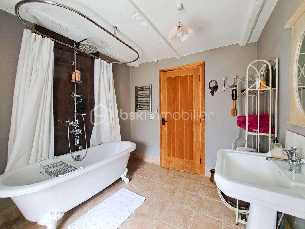 Maison 75 m² à Berrien  - photo 15