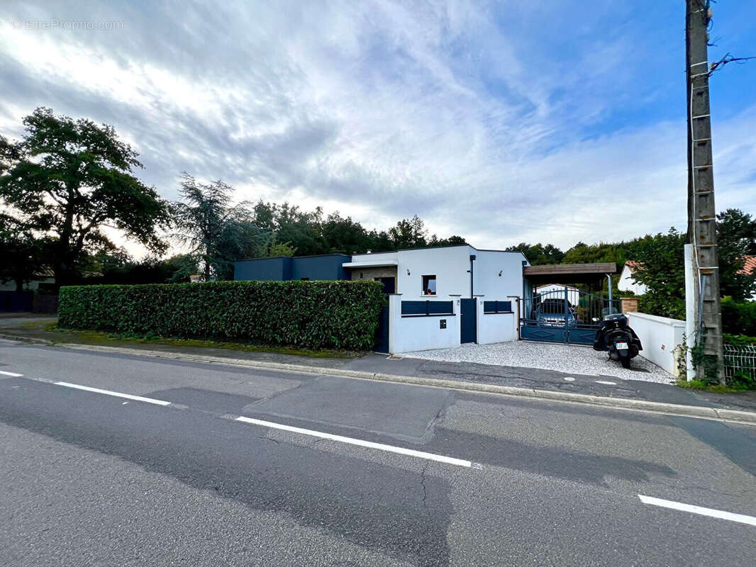 Maison à BASSE-GOULAINE