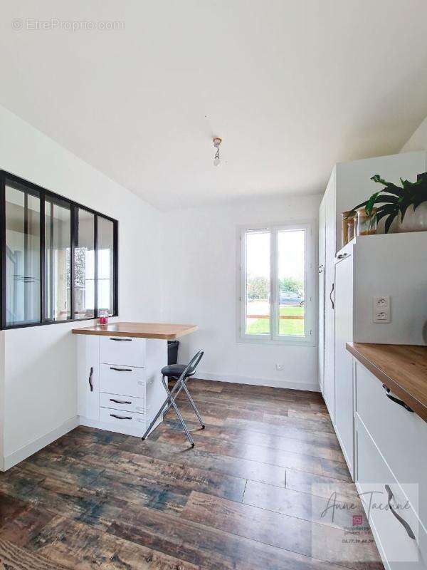 Maison à AULNAY-LA-RIVIERE