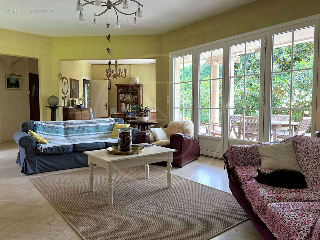 Maison à CARIGNAN-DE-BORDEAUX