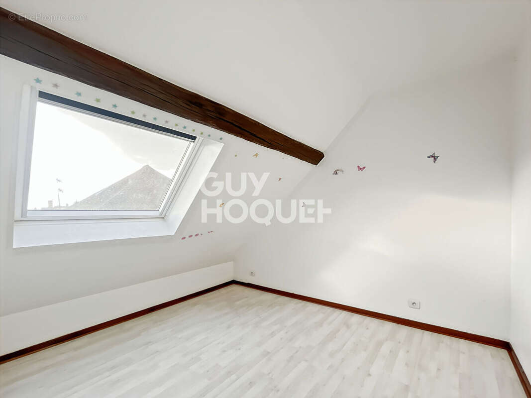 Appartement à FONTENAY-TRESIGNY