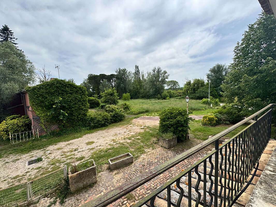 Maison à CHATEAUNEUF-DE-GADAGNE