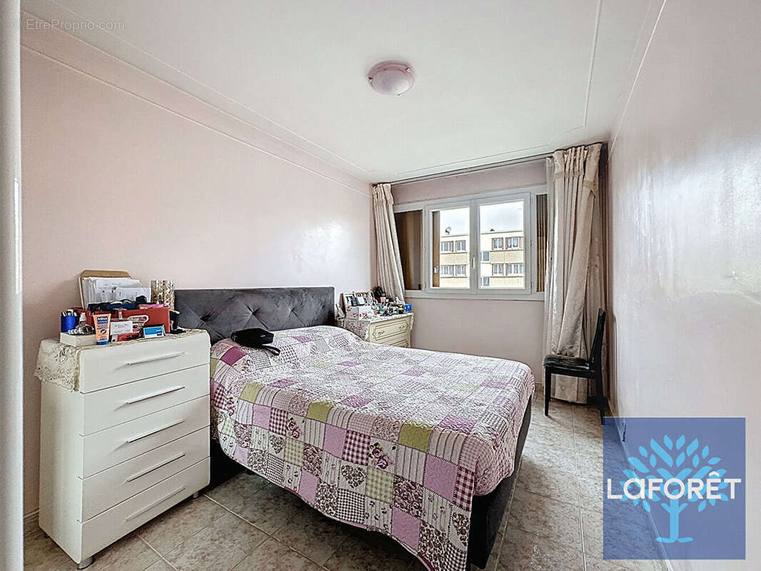 Appartement à NEUILLY-SUR-MARNE