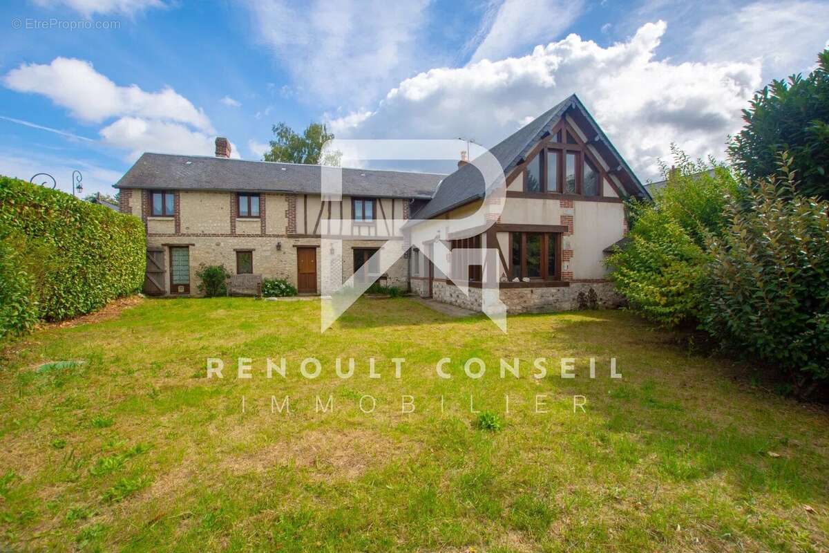 Maison à SAINT-MARTIN-DE-BOSCHERVILLE