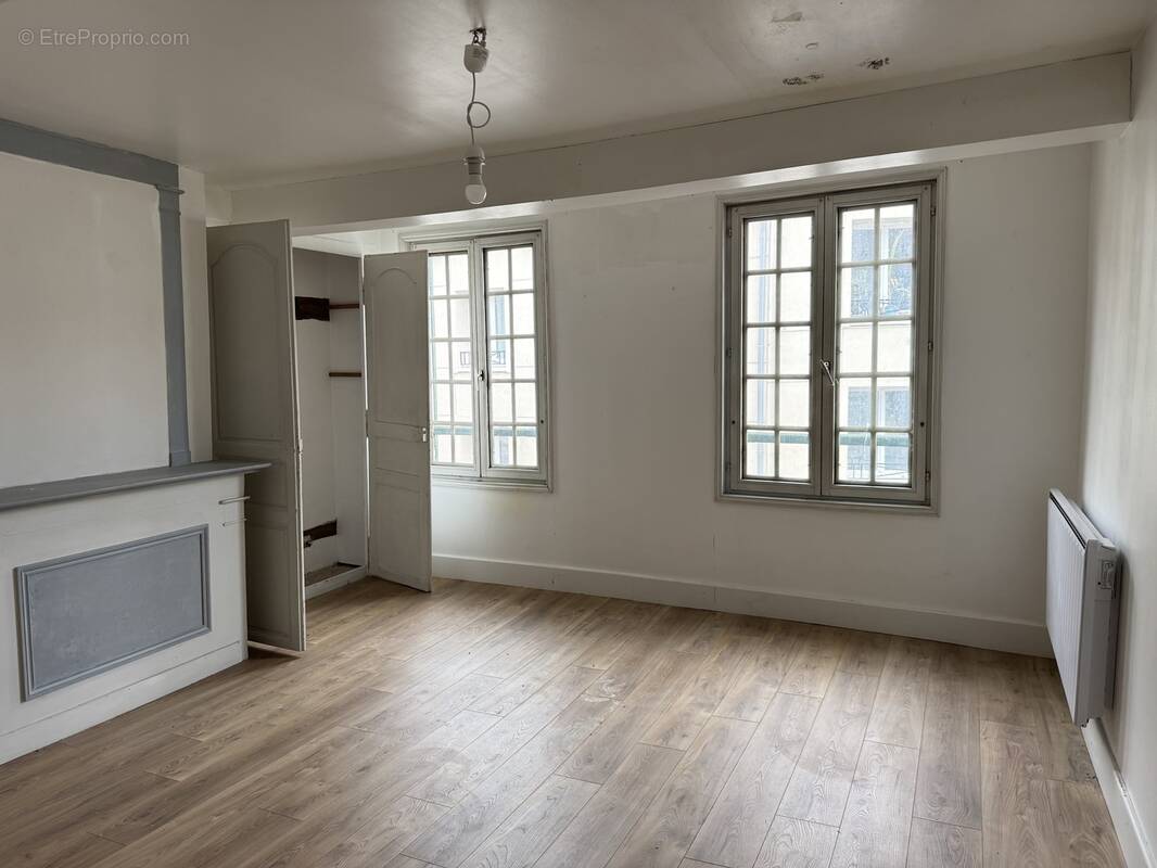 n°1 - Appartement à VERNON