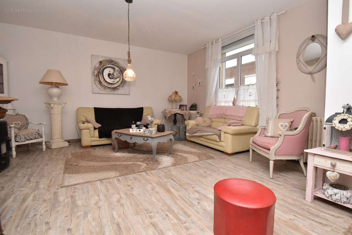 Maison à ESCAUDOEUVRES