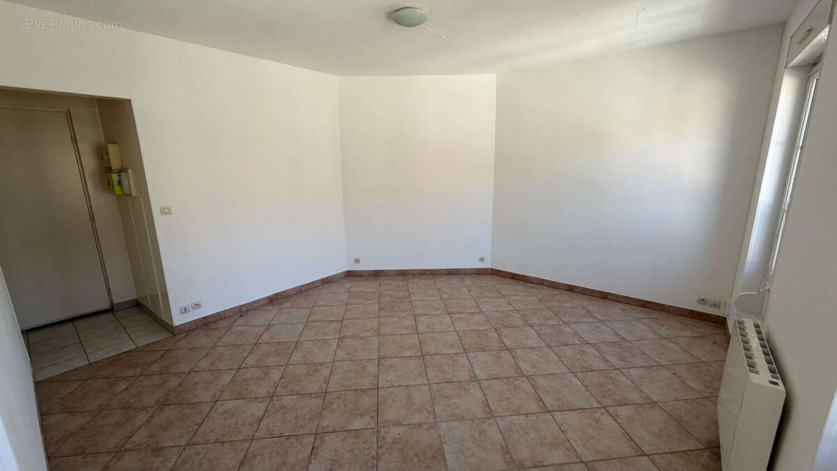 Appartement à MEZIERES-SUR-SEINE