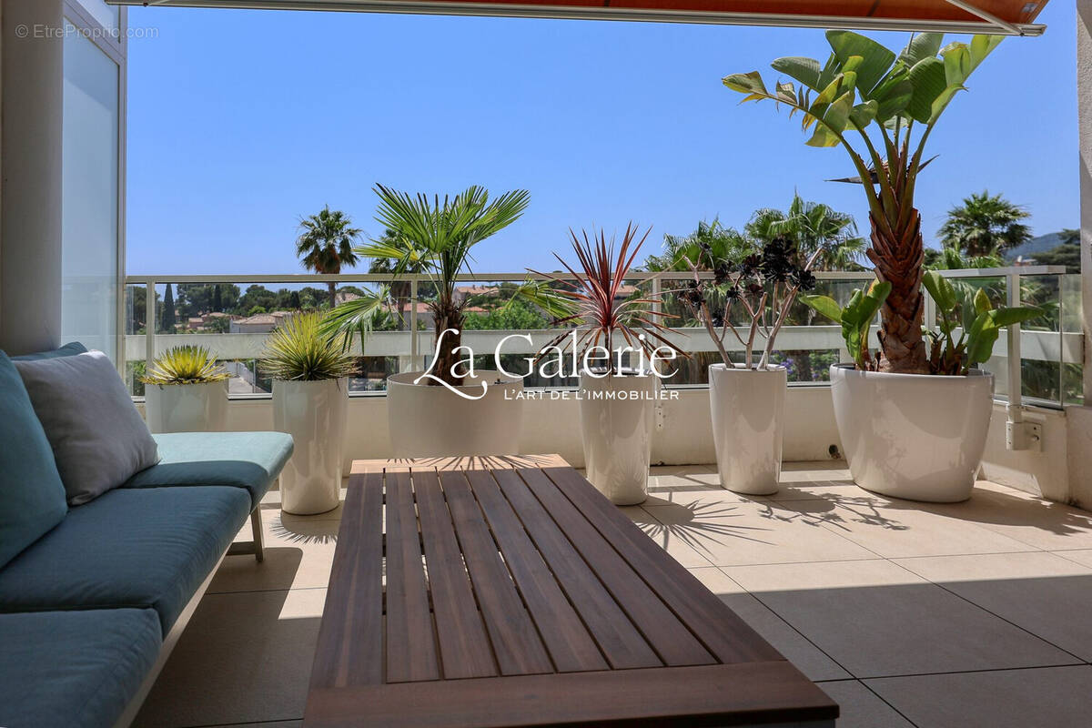 Appartement à CARQUEIRANNE