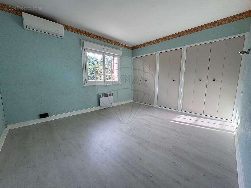 Maison à COULANGES-LES-NEVERS